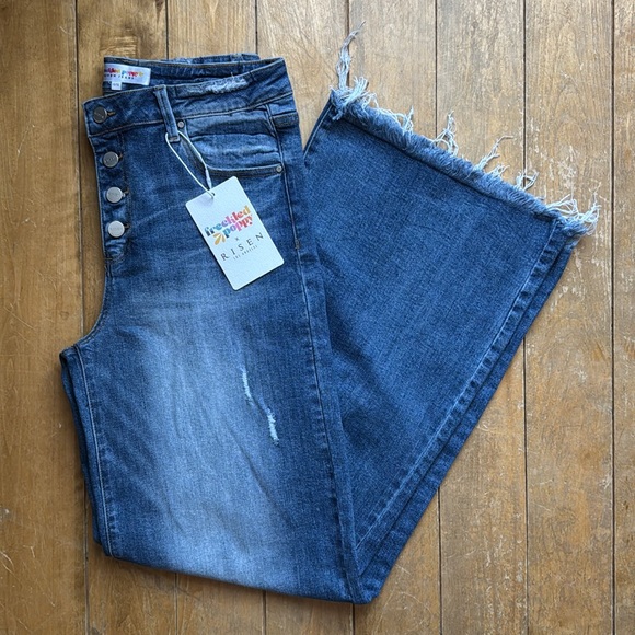 NWT - Risen - Freckled Poppy Women's Blue High-Waisted Jeans - Picture 1 of 8